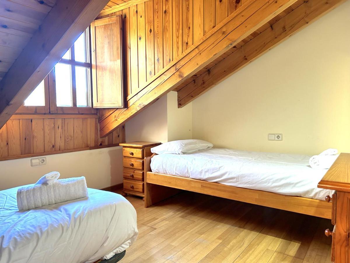 Ferienwohnung Duplex Familiar I De Muntanya A Escalo By Rural D'Aneu Exterior foto